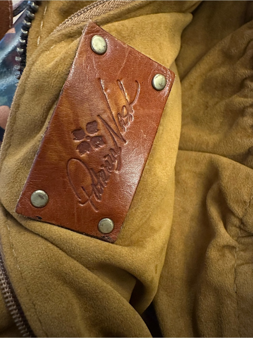 Patricia Nash Kirby East/West Leather Crossbody - Picture 6 of 7